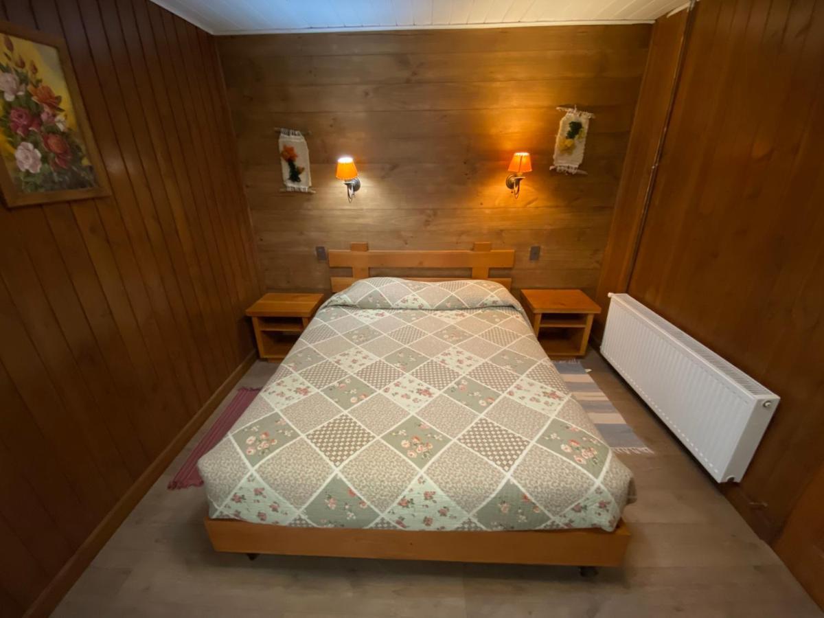 Hostal El Nogal Pucon Bagian luar foto