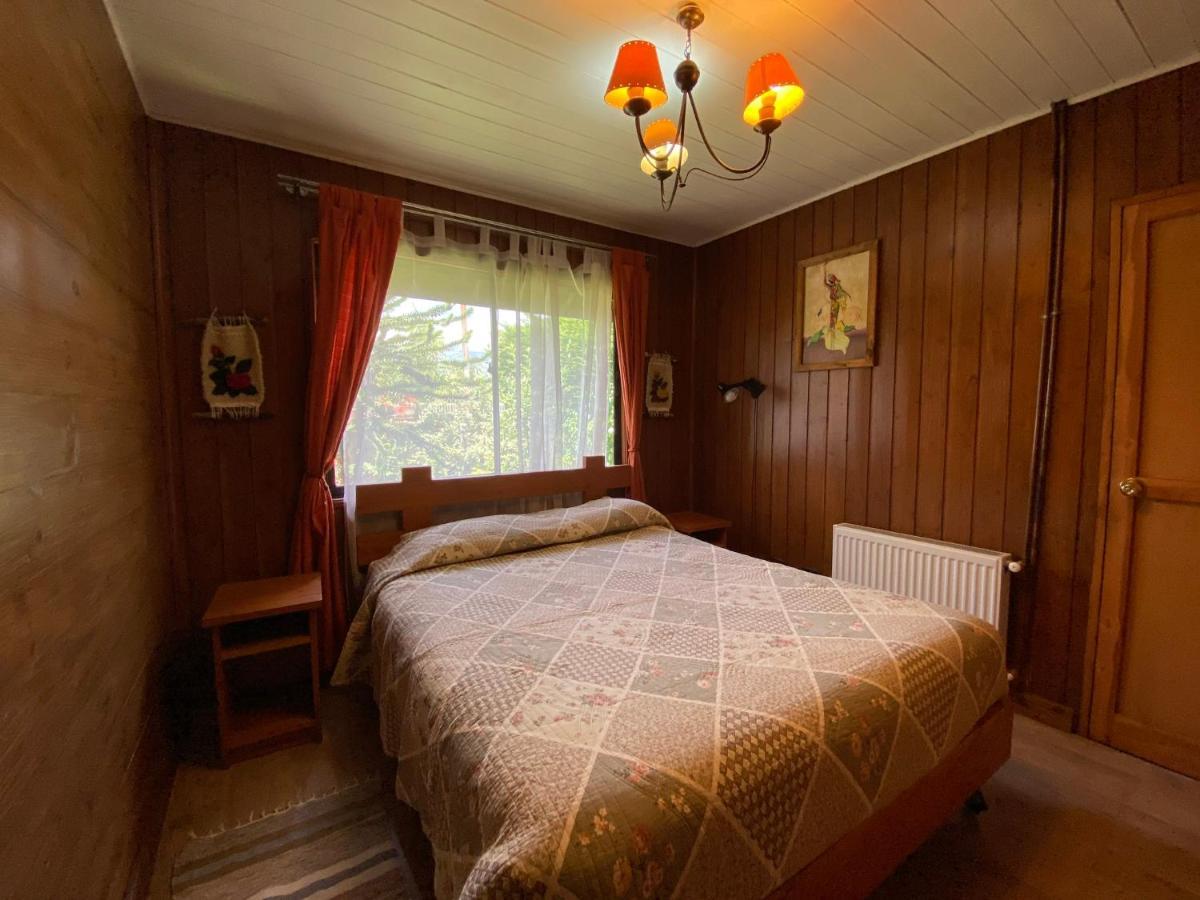 Hostal El Nogal Pucon Bagian luar foto