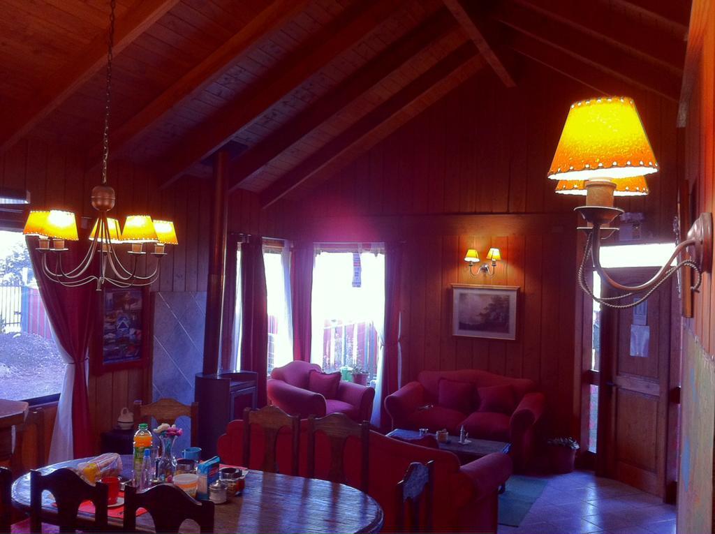 Hostal El Nogal Pucon Bagian luar foto