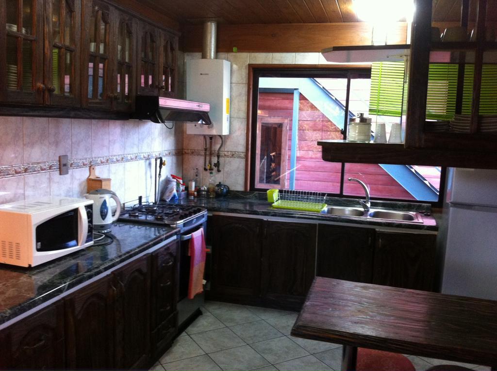 Hostal El Nogal Pucon Bagian luar foto