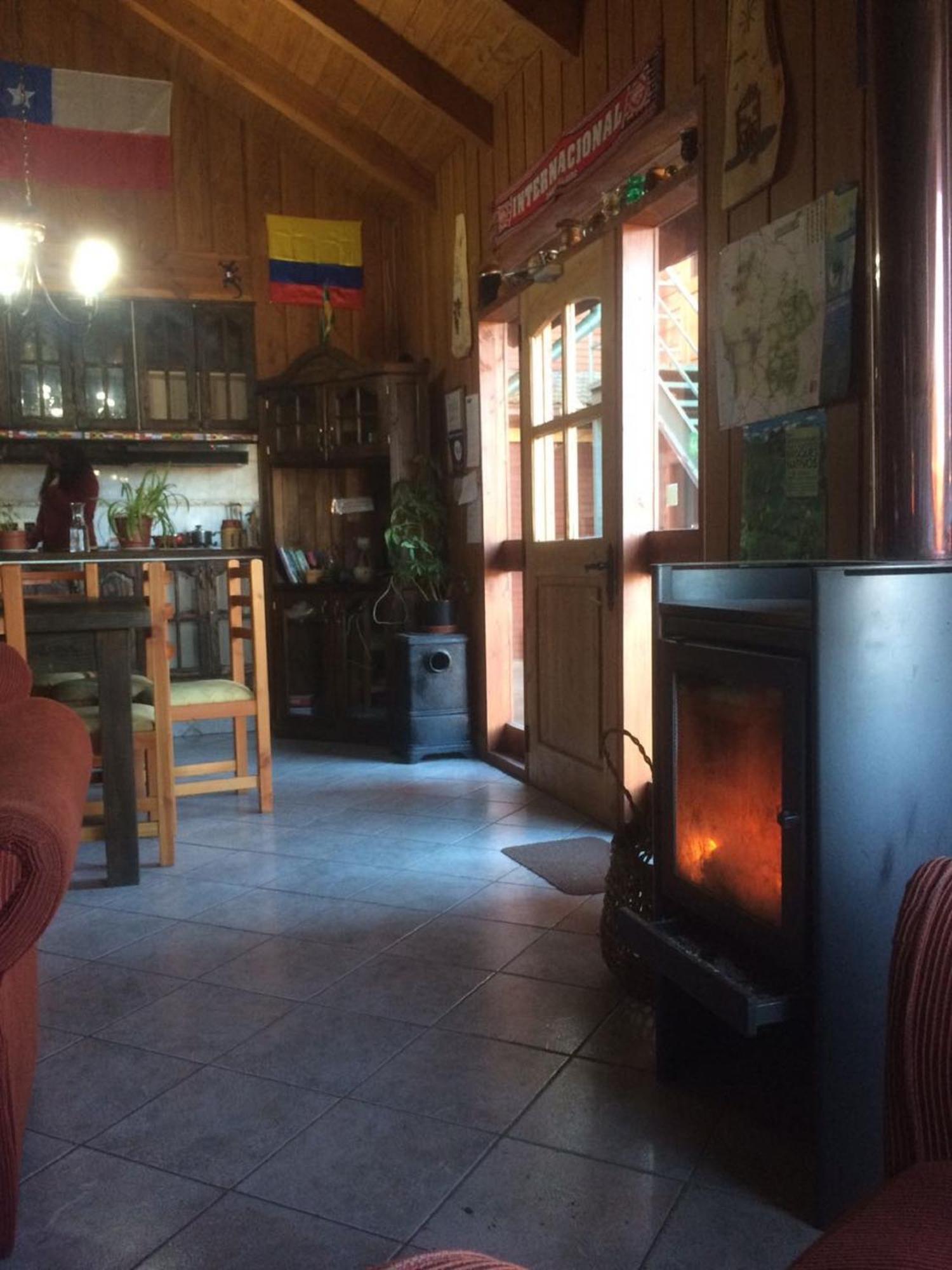 Hostal El Nogal Pucon Bagian luar foto