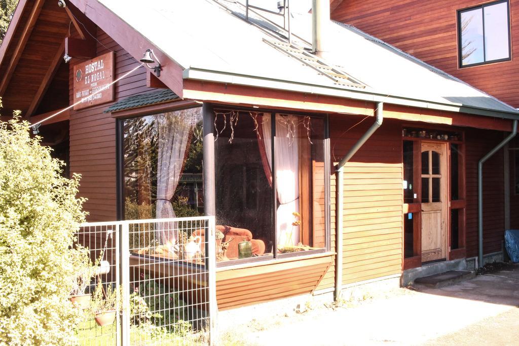 Hostal El Nogal Pucon Bagian luar foto