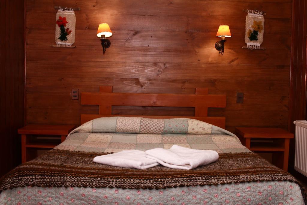 Hostal El Nogal Pucon Bagian luar foto