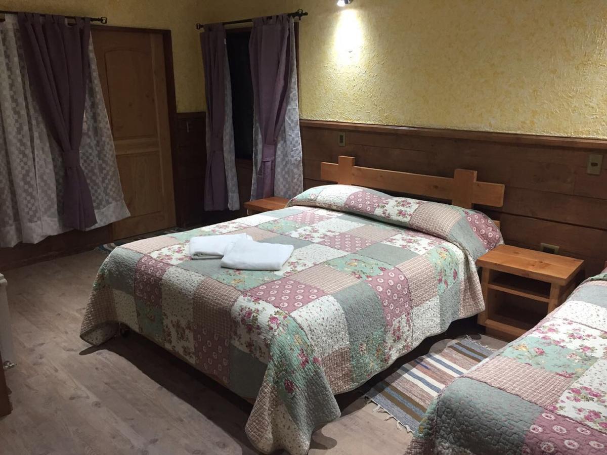 Hostal El Nogal Pucon Bagian luar foto